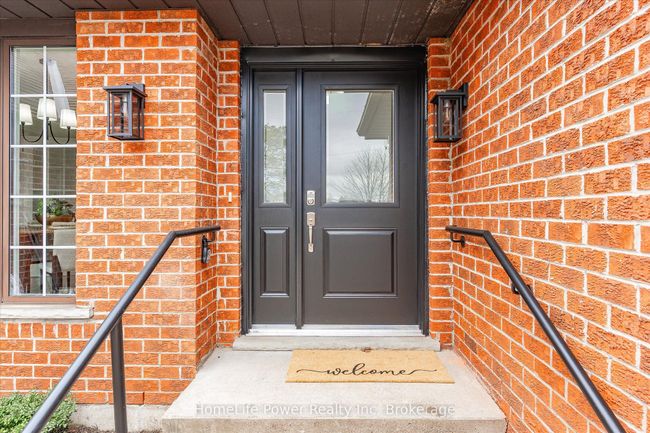 4080 Victoria Rd S, House other with 5 bedrooms, 2 bathrooms and 8 parking in Puslinch ON | Image 6