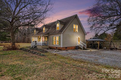 2166 Statesville Hwy, Mooresville, NC, 28115-9384 | Card Image