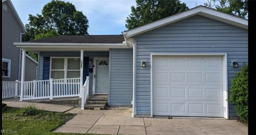 1041 Pike Street, Alliance, OH, 44601 | Card Image