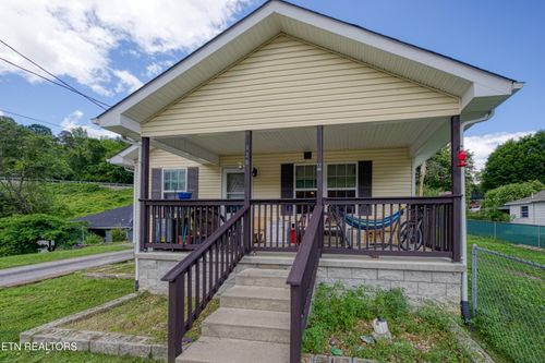 120 Rew St, Oakdale, TN, 37829-3134 | Card Image