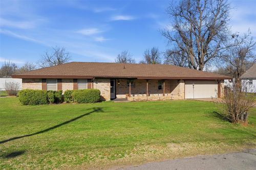 904 S Donald Ave, El Reno, OK, 73036-3948 | Card Image