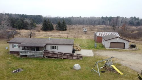 1130 W Hc - Edmore, Belvidere Township, MI, 48886 | Card Image