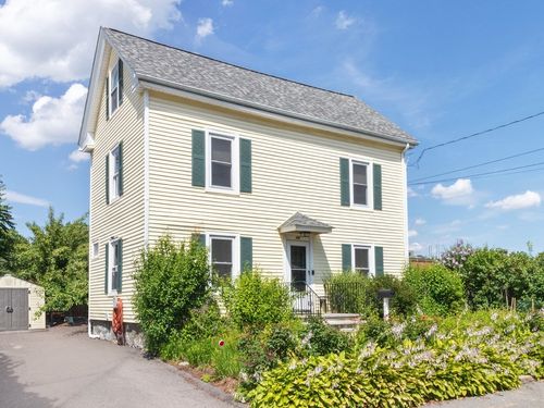 142 Calvary Street, Waltham, MA, 02453 | Card Image