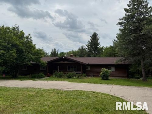 1 Marty Ln, Macomb, IL, 61455-9504 | Card Image