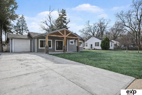 8525 Lafayette Ave, Omaha, NE, 68114-1448 | Card Image