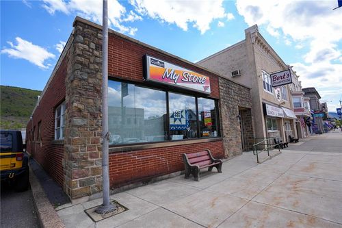 418 Delaware Ave, Palmerton, PA, 18071-1909 | Card Image