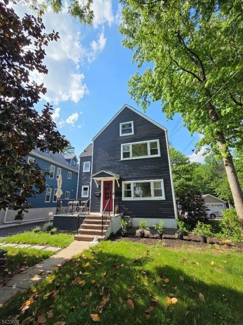 2-546 4th Ave, Garwood, NJ, 07027-1010 | Card Image