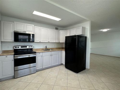20-2500 Johnson St, Hollywood, FL, 33020 | Card Image