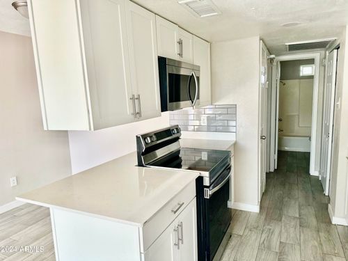 21-16821 N 26th St, Phoenix, AZ, 85032-2565 | Card Image