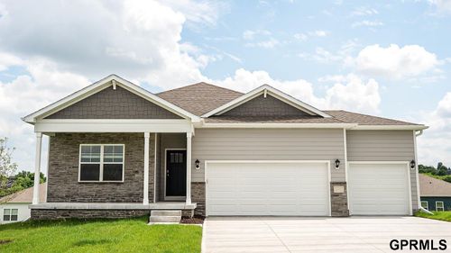5702 N 181st St, Elkhorn, NE, 68022-4028 | Card Image