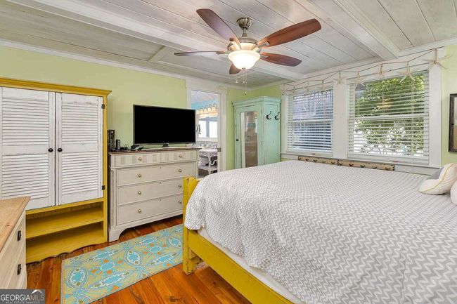 1129 College St, House other with 2 bedrooms, 2 bathrooms and 3 parking in Saint Simons Is GA | Image 15