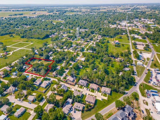 219 E Evans St, House other with 0 bedrooms, 1 bathrooms and null parking in Pilot Point TX | Image 5