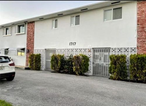 18-1717 Rodman St, Hollywood, FL, 33020-6402 | Card Image