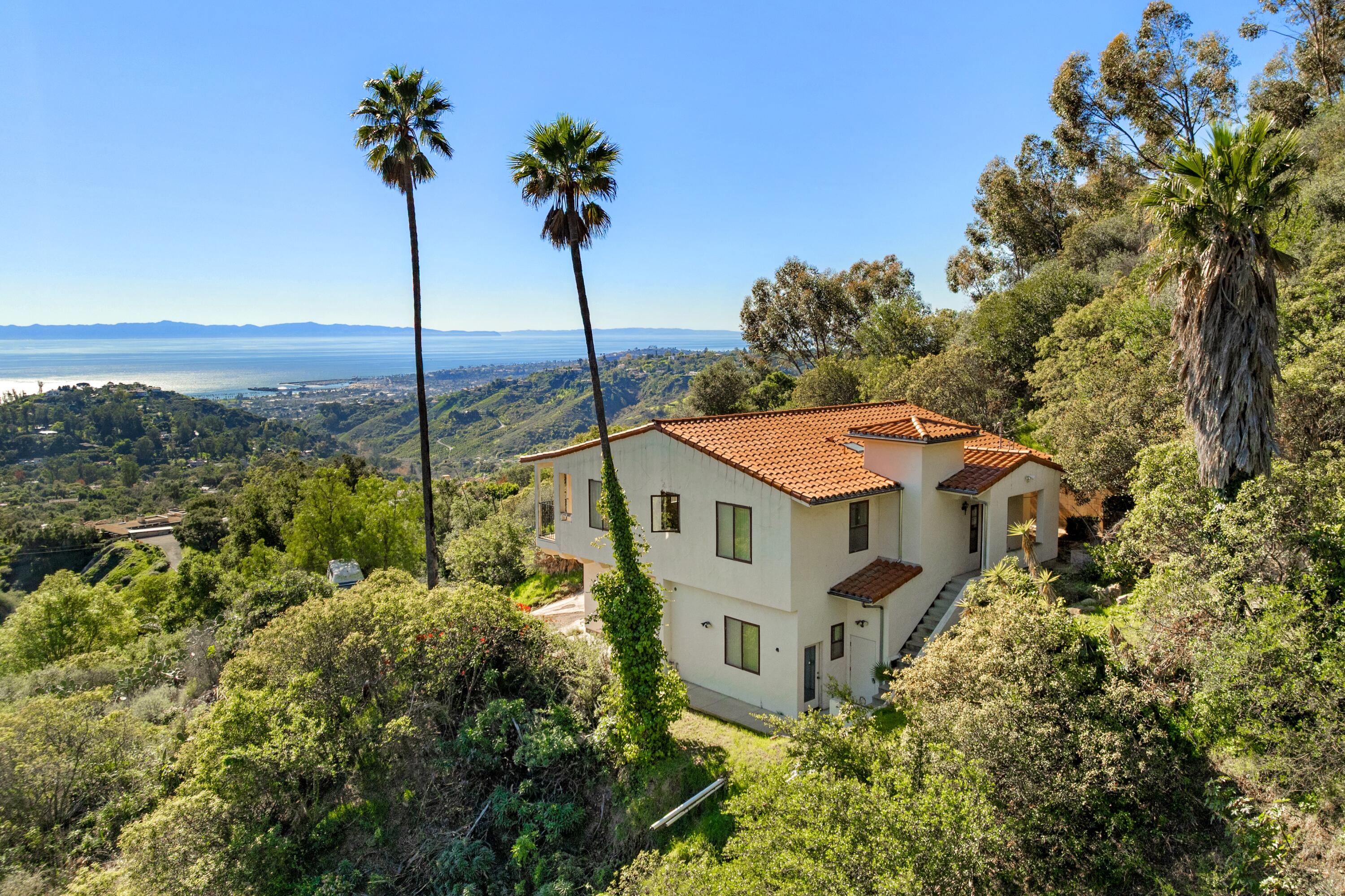 Residential in SANTA BARBARA