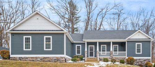 2531 Hermitage Rd, Waynesboro, VA, 22980-6409 | Card Image