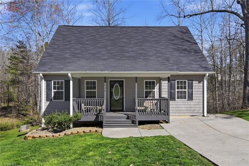 3649 Turret Dr, Winston-Salem, NC, 27101-2265 | Card Image