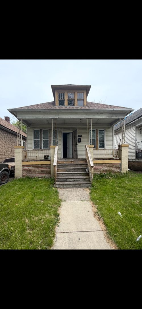 17206 Fenelon St, Hamtramck, MI, 48212-1270 | Card Image