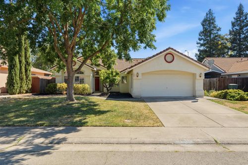 1009 Killarney St, Roseville, CA, 95747-6063 | Card Image