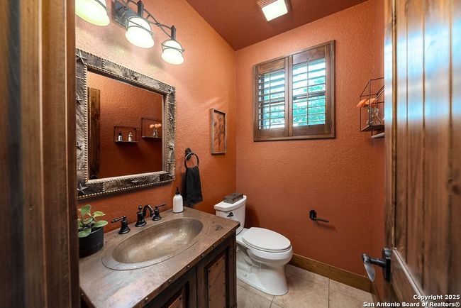 112 Juniper Pt, House other with 4 bedrooms, 5 bathrooms and null parking in Ingram TX | Image 33