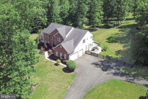 7165 Dudie Rd, MARSHALL, VA, 20115-2033 | Card Image