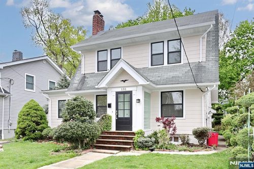 131 Highwood Ave, Leonia, NJ, 07605-2007 | Card Image
