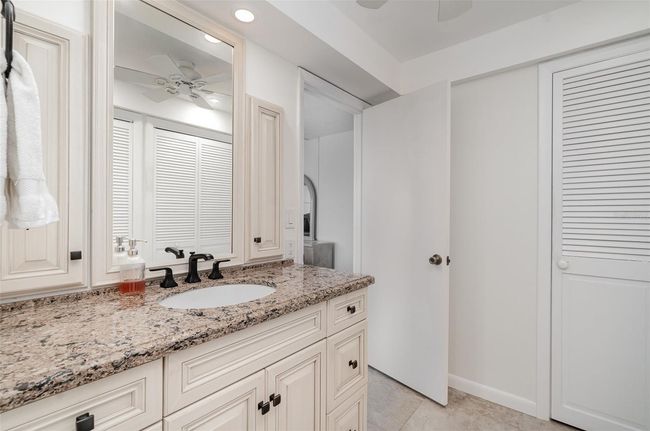 Primary bathroom | Image 23