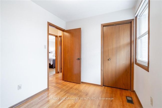 19 Carpenter Ave, House other with 4 bedrooms, 2 bathrooms and 3 parking in Stoney Creek ON | Image 22
