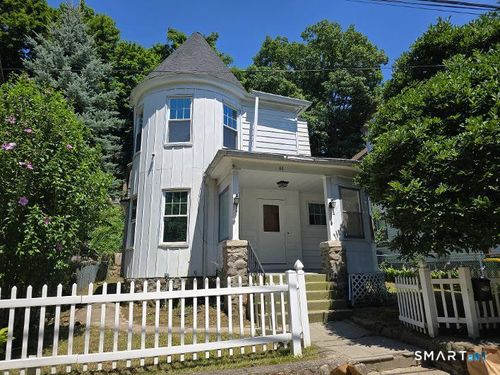 86 Bidwell St, Waterbury, CT, 06710-1413 | Card Image