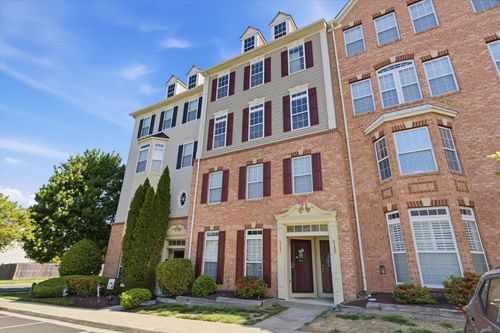 4-2183 Ivy Ln, CHESAPEAKE BEACH, MD, 20732-4671 | Card Image