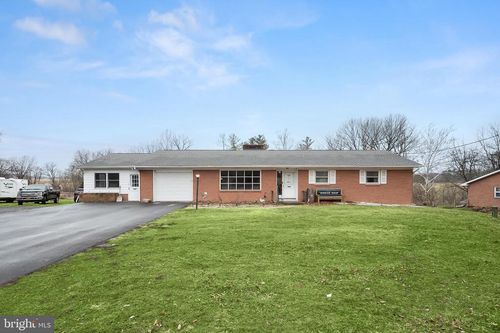 8502 Old National Pike, BOONSBORO, MD, 21713-1715 | Card Image