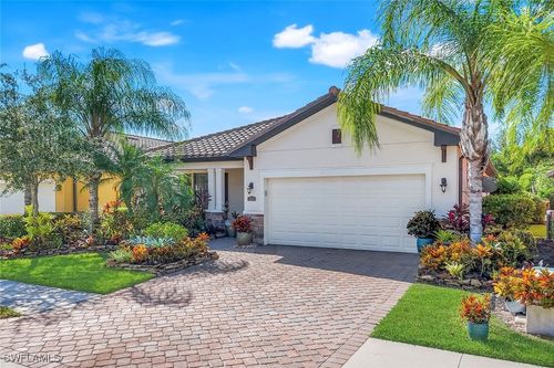 4244 Raffia Palm Cir, NAPLES, FL, 34119-9677 | Card Image
