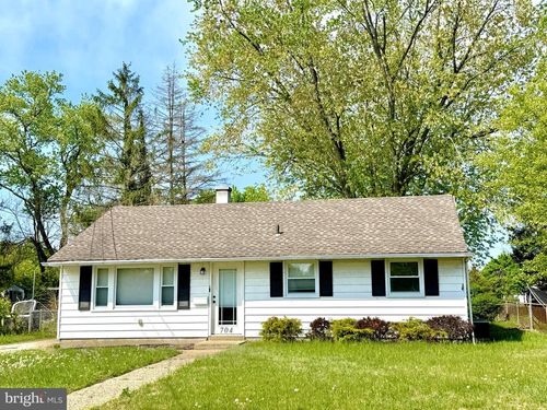 704 N Main St, Clayton, NJ, 08312-1246 | Card Image