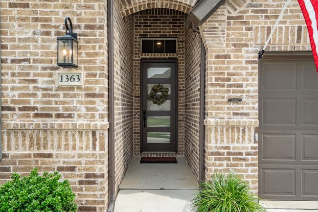 1363 Tecoma Trl, House other with 4 bedrooms, 2 bathrooms and null parking in Justin TX | Image 5