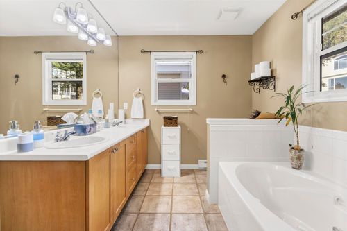 1705 Arbutus Pl, Coquitlam, BC, V3E3K2 | Card Image