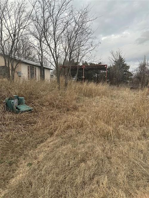 22080 W Tenth Street, Hinton, OK, 73047 | Card Image