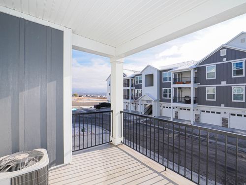 l203-938 W Coral Charm Way, Saratoga Springs, UT, 84045 | Card Image