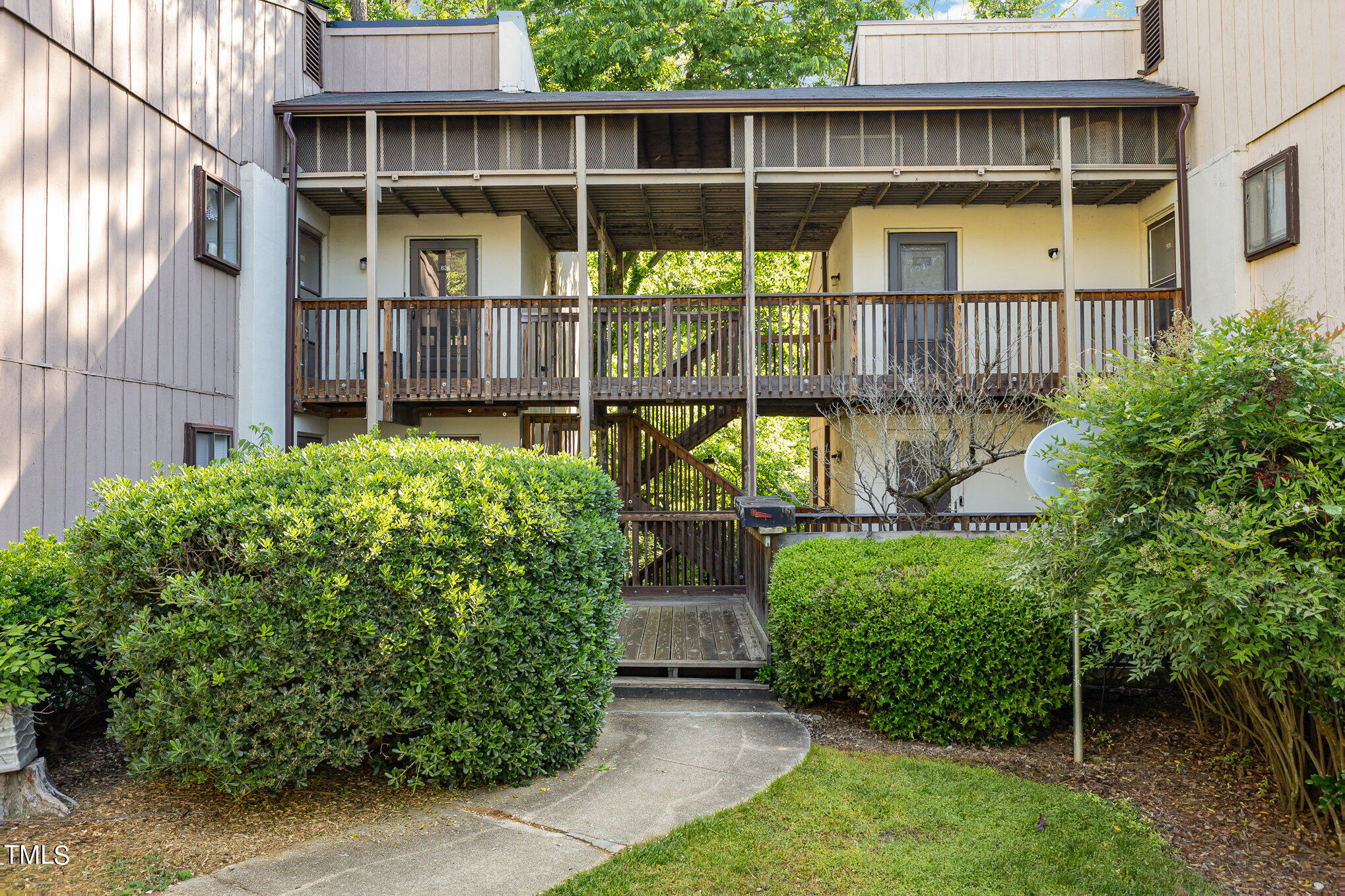 Pine Ridge Pl, Raleigh, NC 27609