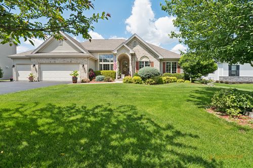 118 Boeing Trl, Poplar Grove, IL, 61065-7823 | Card Image