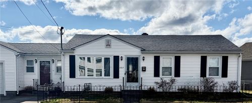 327 Rhode Island Ave, Pawtucket, RI, 02860-5836 | Card Image