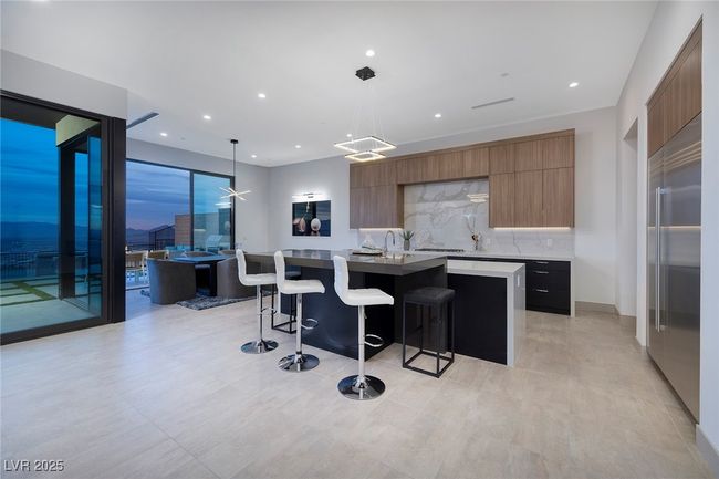 645 Overlook Rim Dr, House other with 4 bedrooms, 6 bathrooms and null parking in Henderson NV | Image 8
