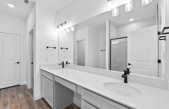 13404 Lapoynor St, House other with 4 bedrooms, 3 bathrooms and 2 parking in Manor TX | Image 8