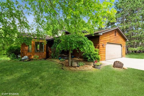 1815 Fairlawn Rd, Princeton, MN, 55371-6052 | Card Image