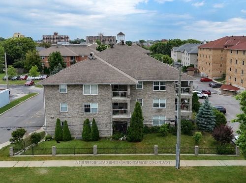102-33 Cumberland St, Cornwall, ON, K6J4G8 | Card Image