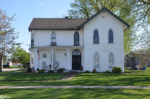 204 B Ave W, Albia, IA, 52531-1507 | Card Image