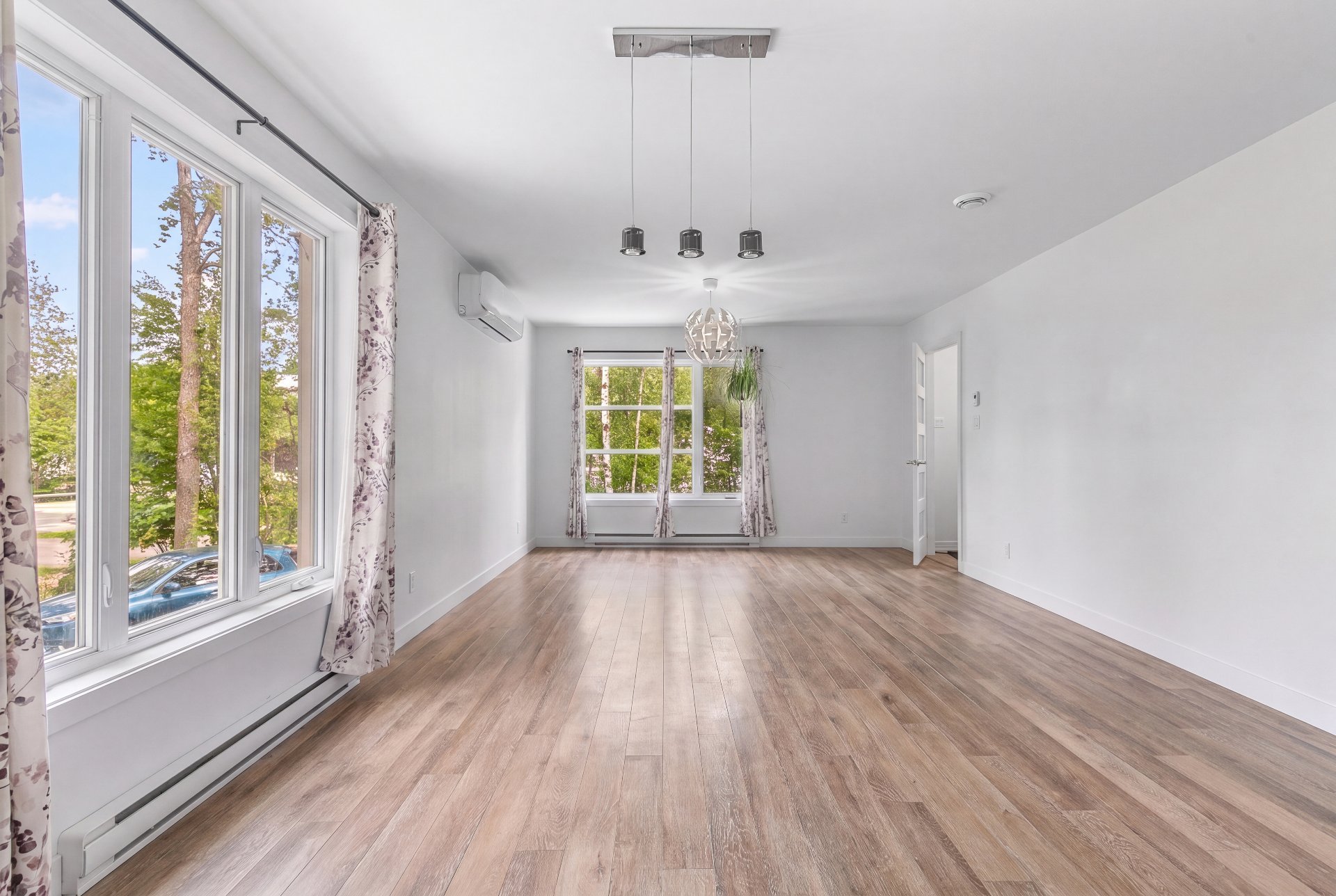 Residential Income in Saint-Lin/Laurentides 4