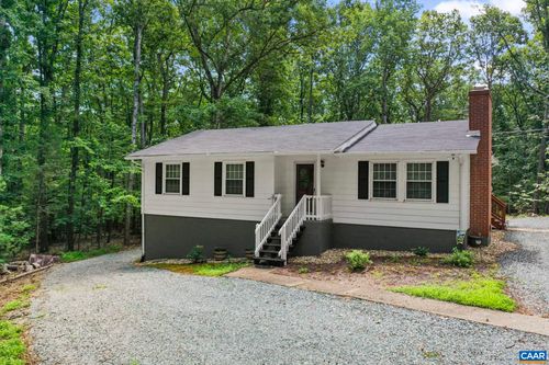 4489 Woods Edge Rd, Troy, VA, 22974-3008 | Card Image