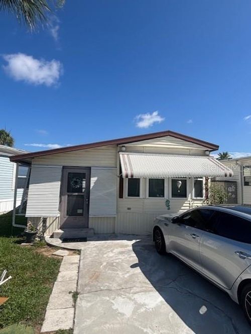 381-9000 Us Highway 192, CLERMONT, FL, 34714 | Card Image