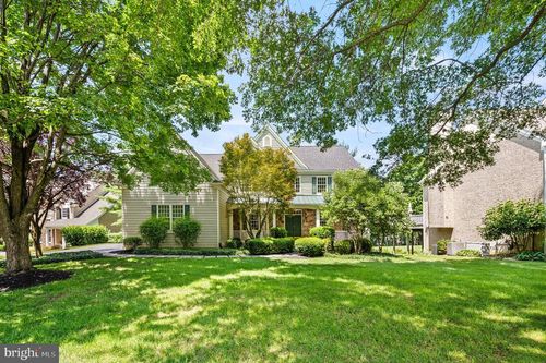 111 Saint Andrews Dr, AVONDALE, PA, 19311-1402 | Card Image