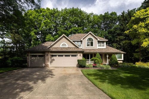 2987 Park Ln, Owosso, MI, 48867-1061 | Card Image