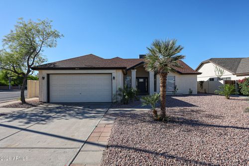 3951 E Waltann Ln, Phoenix, AZ, 85032-4032 | Card Image